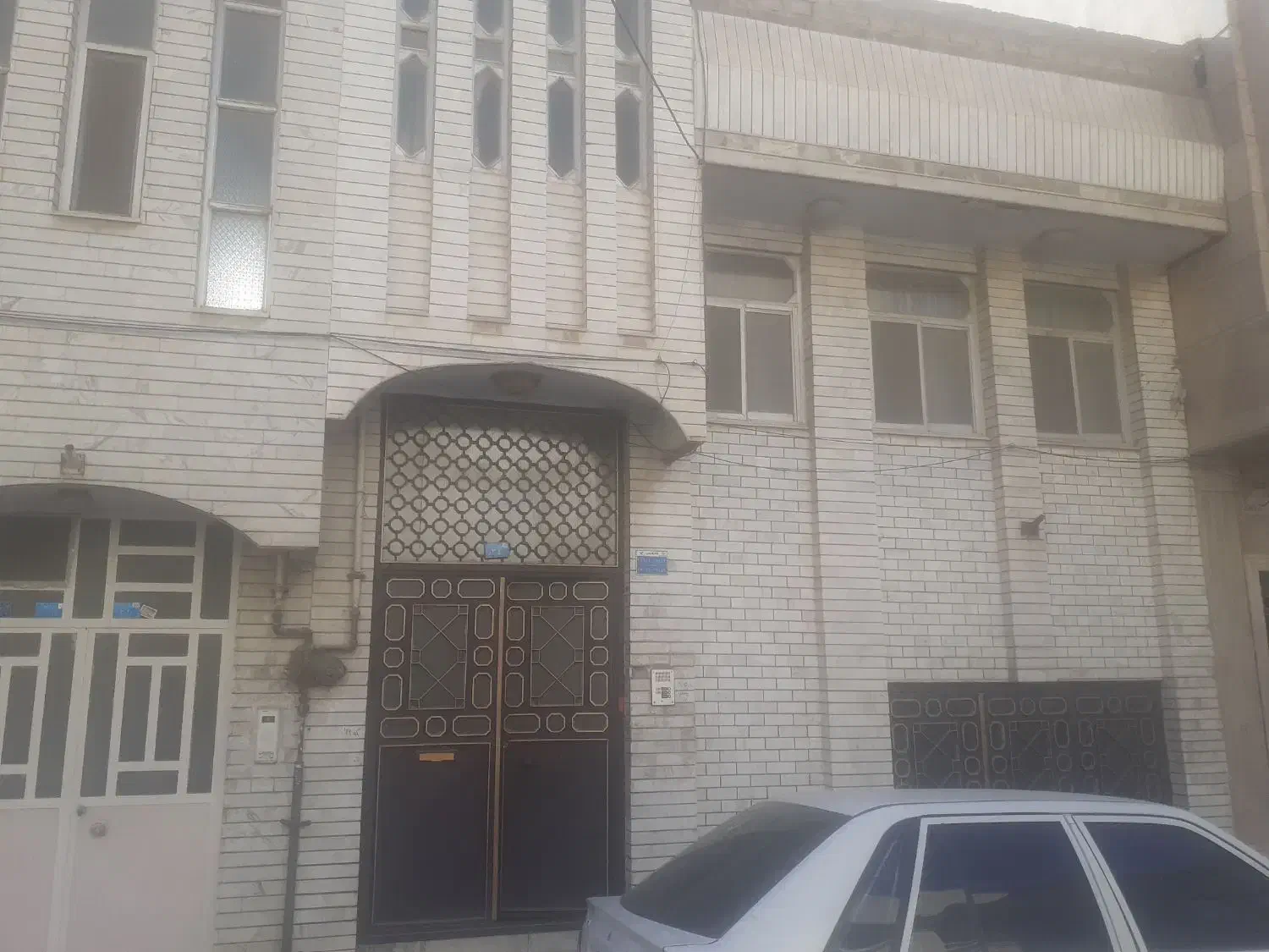 منزل فروشی دو طبقه در ابتدای بل ۱۵ خرداد|فروش خانه و ویلا|قم, دروازه ری|دیوار