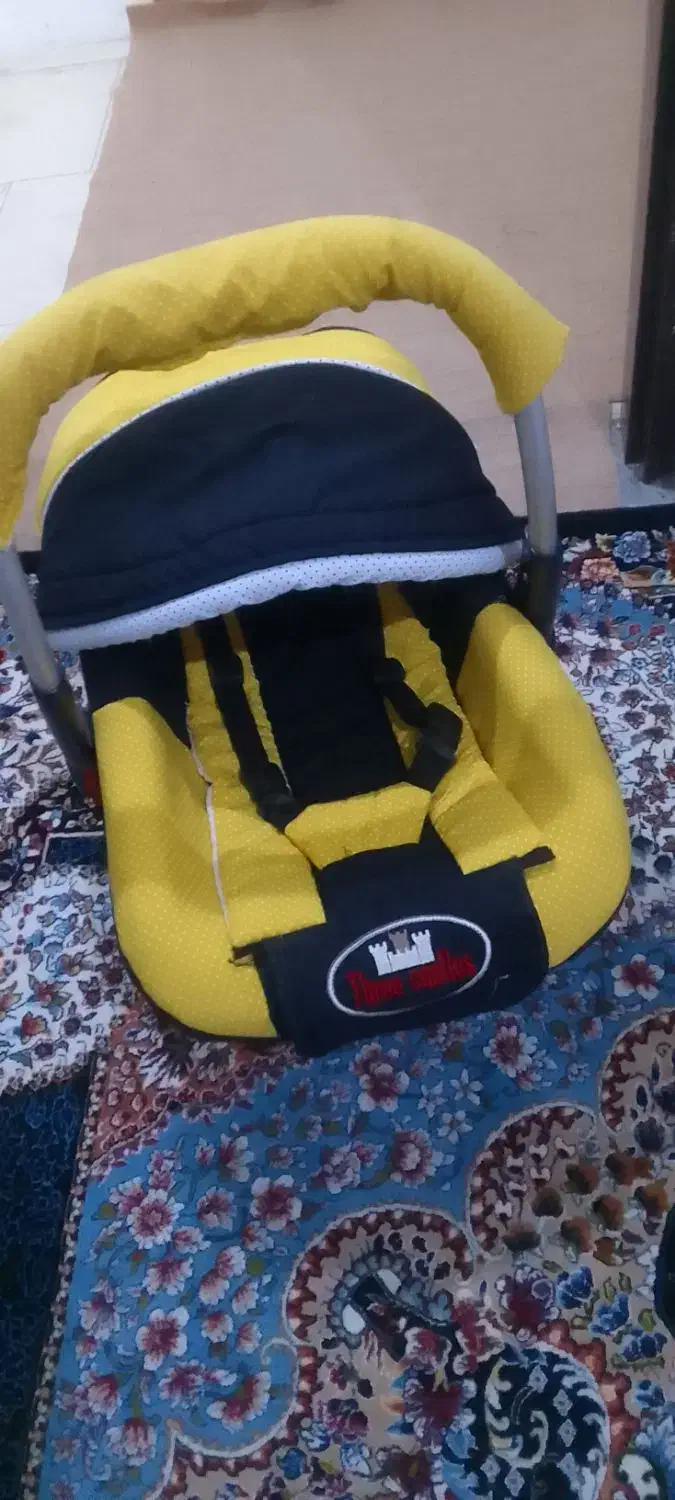 کریر رنگ اسپرت تمیز|کالسکه و لوازم جانبی|قائن, |دیوار