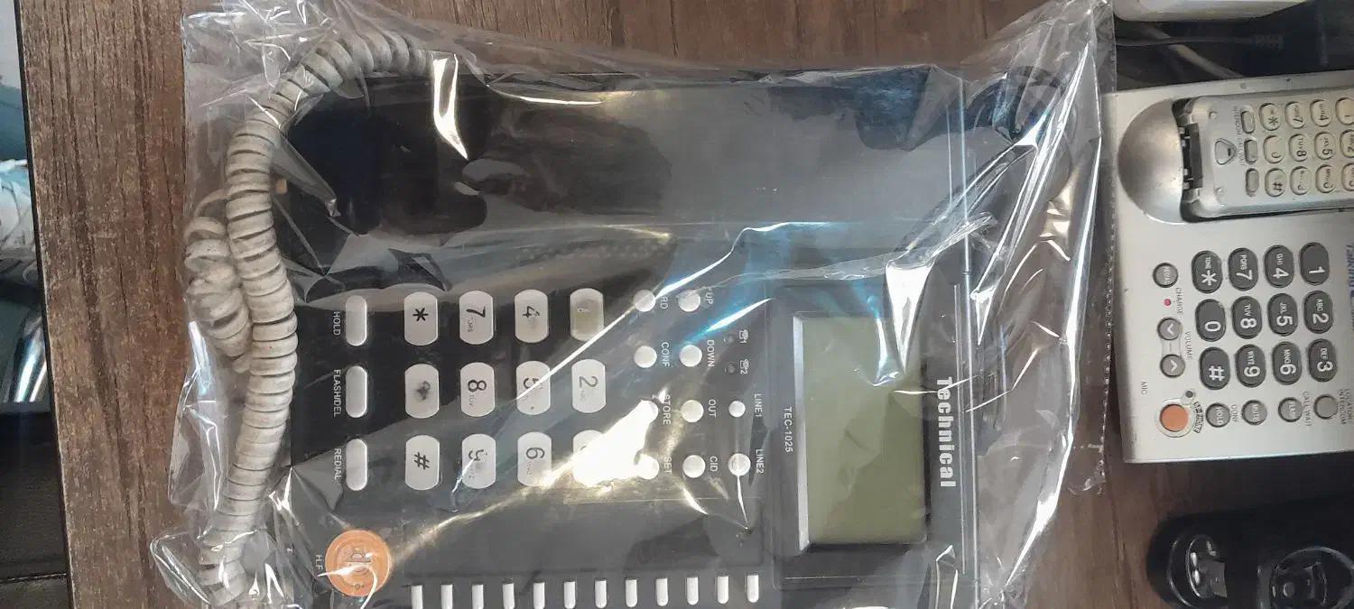 تعدادی تلفن پاناسونیک وسانترال|تلفن رومیزی|تهران, سلسبیل جنوبی|دیوار