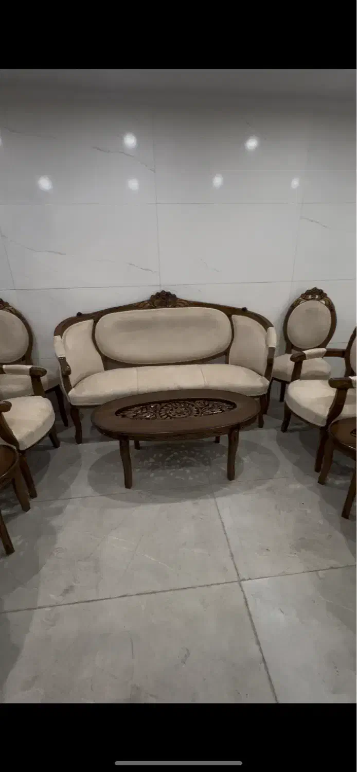 مبل ۹نفره. ناهار خوری ۶نفره|مبلمان خانگی و میز عسلی|تهران, میدان میوه و تره‌بار مرکزی|دیوار