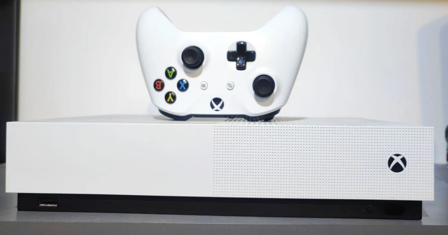 xbox one s1tera|کنسول، بازی ویدئویی و آنلاین|اراک, |دیوار
