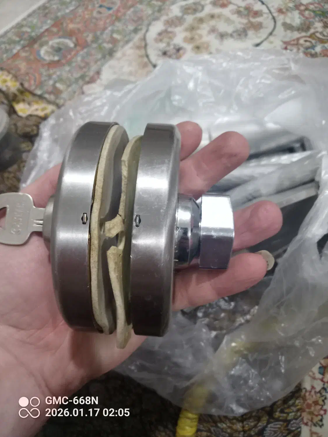 قفل وسط شیشه میرال|لوازم سرویس بهداشتی|تهران, سازمان برنامه جنوبی|دیوار