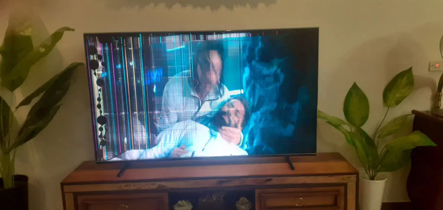 تیوی۶۵اسنوا۷تومنباکارتن|تلویزیون و پروژکتور|اراک, |دیوار