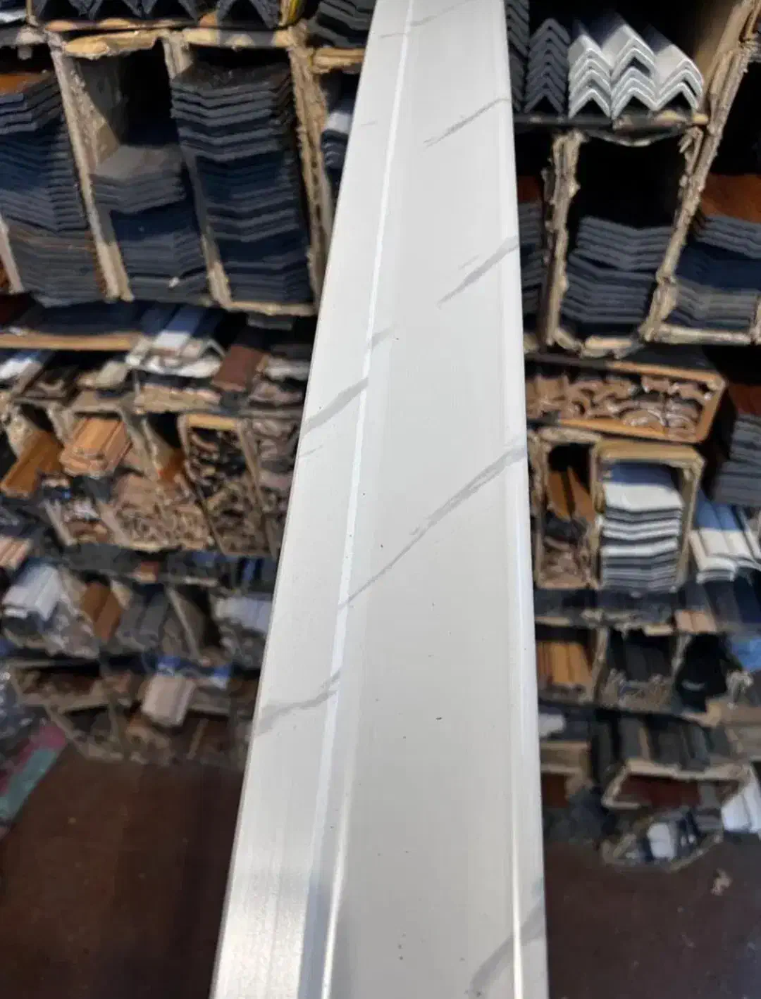 قرنیز pvc در رنگ بندی متنوع|مصالح و تجهیزات ساختمان|قم, شهرک قدس|دیوار