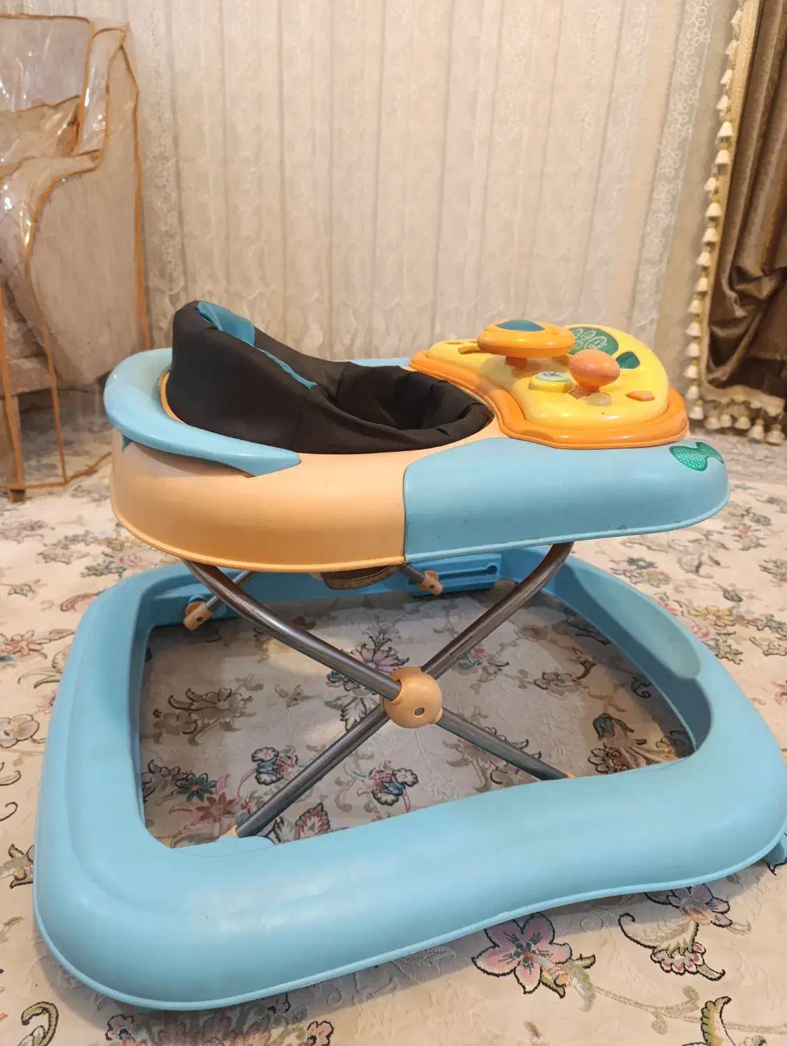 گهواره و روروک|اسباب و اثاث بچه|سبزوار, پیروزی|دیوار