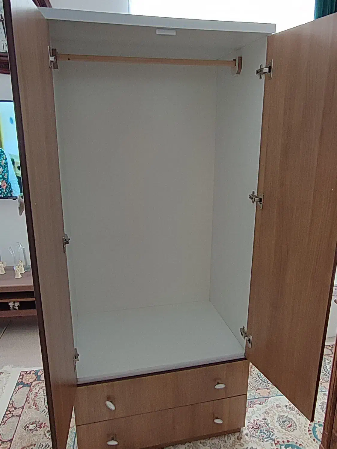 کمد نو|جاکفشی، کمد، دراور|ایلام, |دیوار