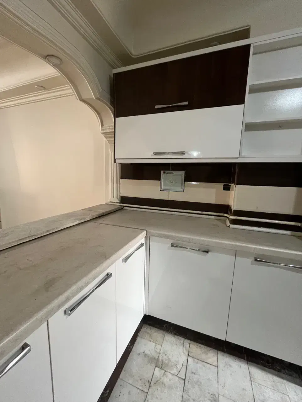 ۱۴۵ متری / دو پارکینگ / هم اداری هم مسکونی