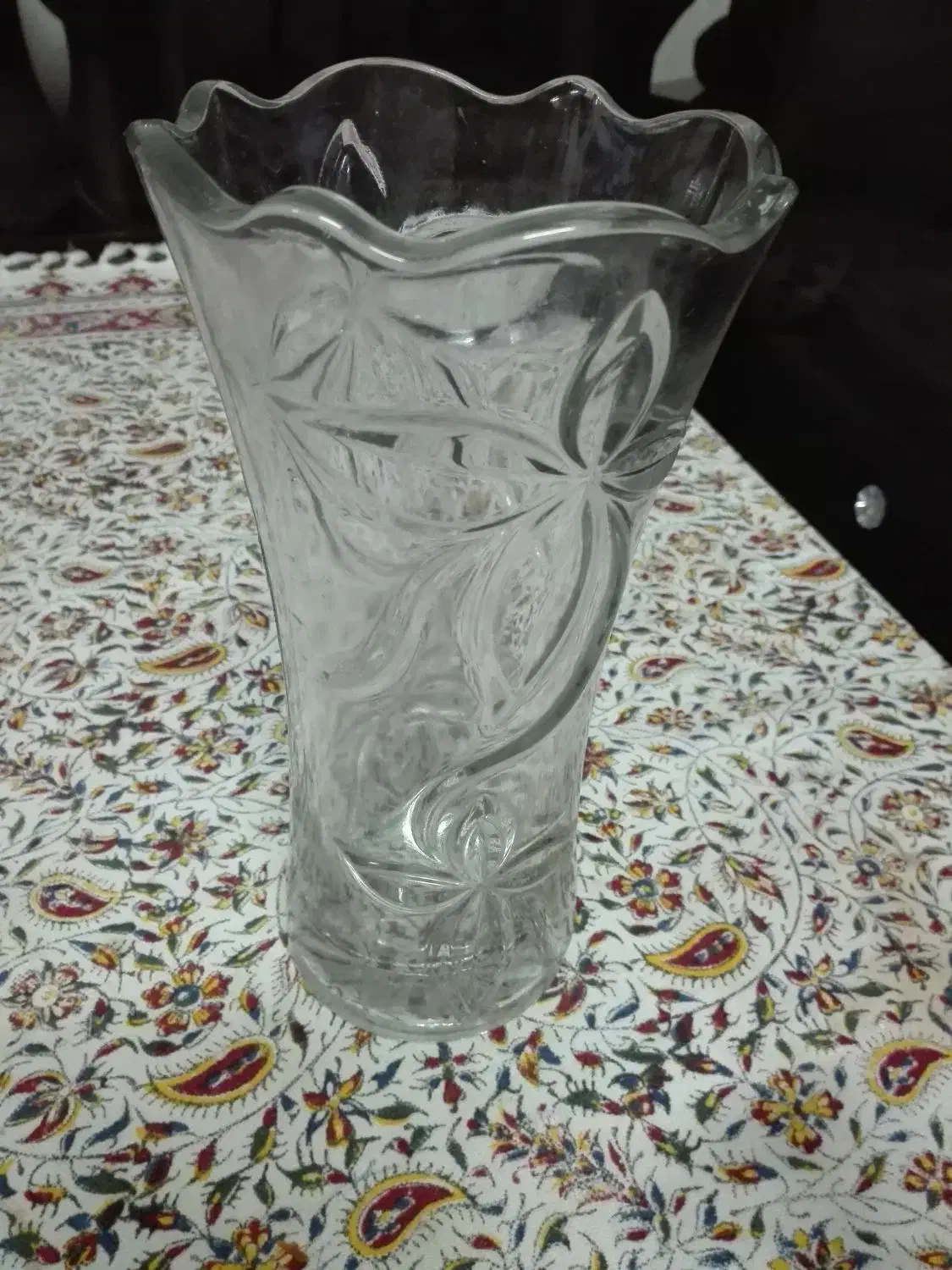 گلدان بلور|گل مصنوعی|اصفهان, طامه|دیوار