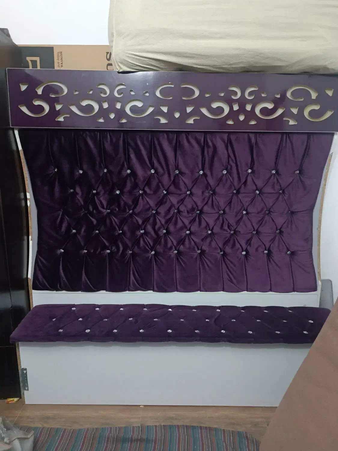 سرویس خواب|تخت و سرویس خواب|رباط‌کریم, رباط‌کریم|دیوار