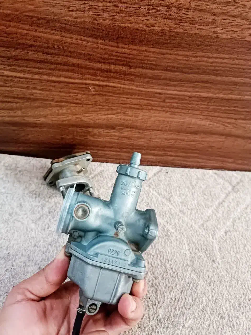 کاربرات هندا ژاپنی|قطعات یدکی و لوازم جانبی|قم, نیروگاه|دیوار