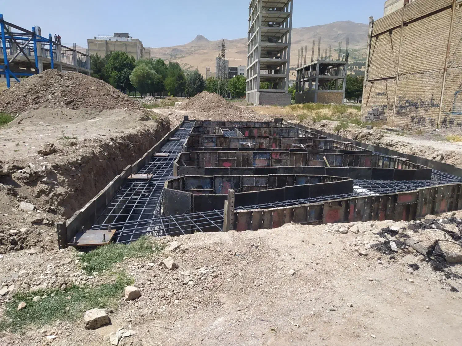 ساخت اسکلت فلزی|خدمات پیشه و مهارت|دورود, |دیوار