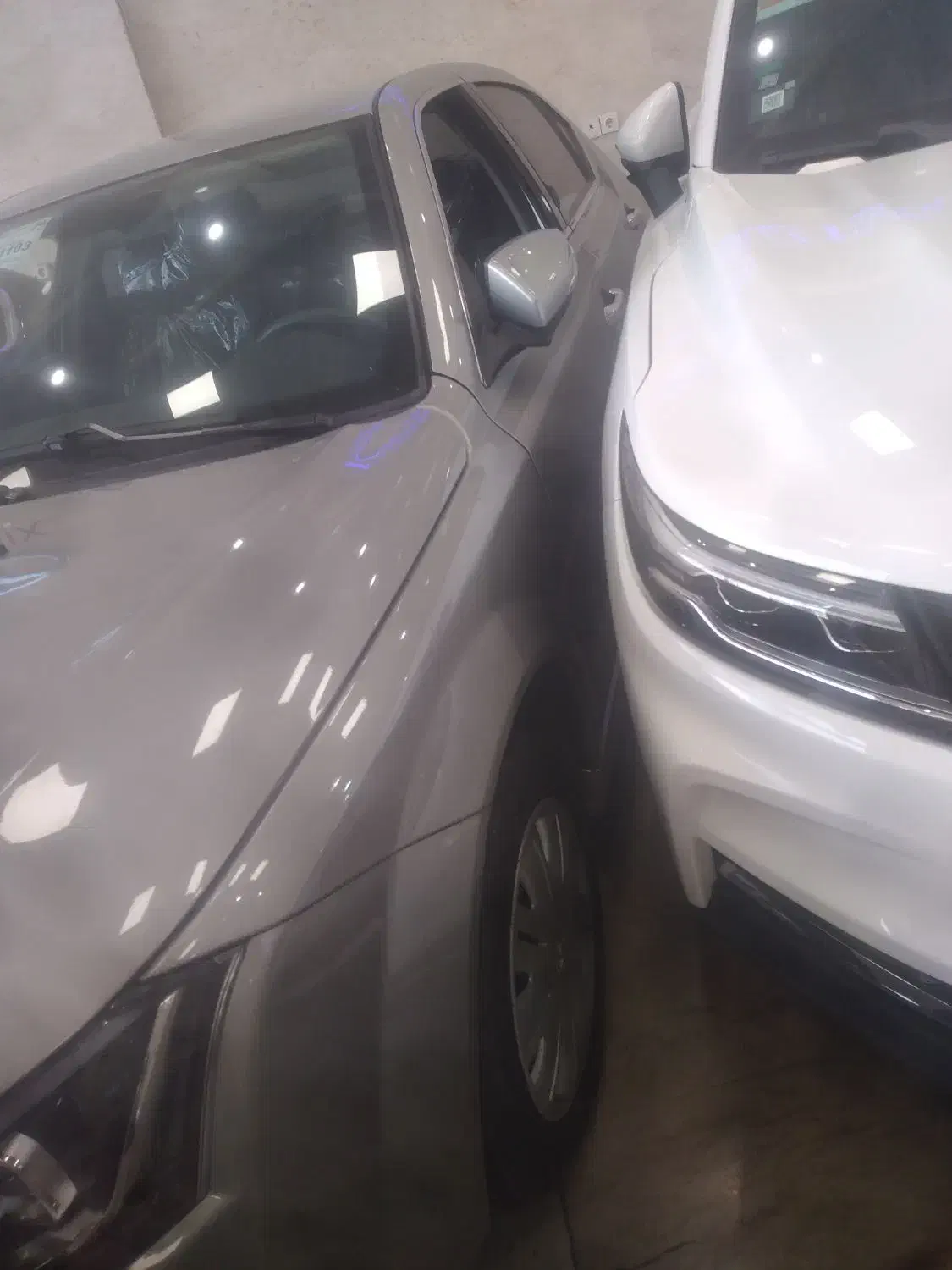 دنا 6دنده|خودرو سواری و وانت|تهران, نارمک|دیوار