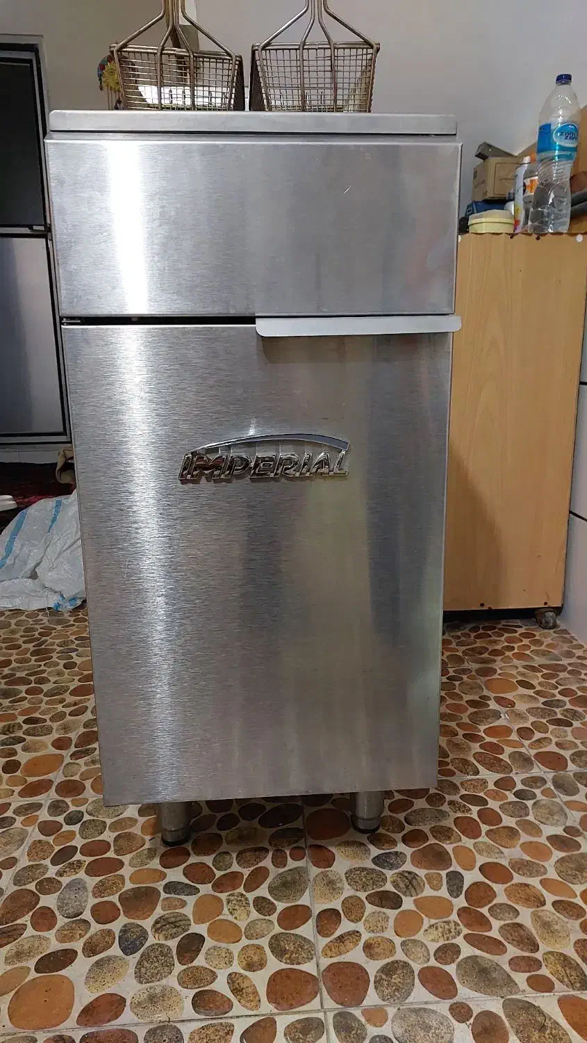 سرخکن|کافیشاپ و رستوران|قزوین, |دیوار