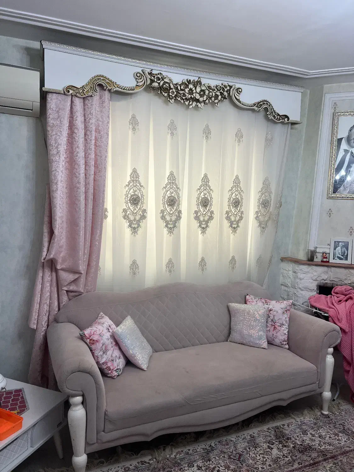 مبل۷نفره|مبلمان خانگی و میز عسلی|رشت, کوی جام جم|دیوار