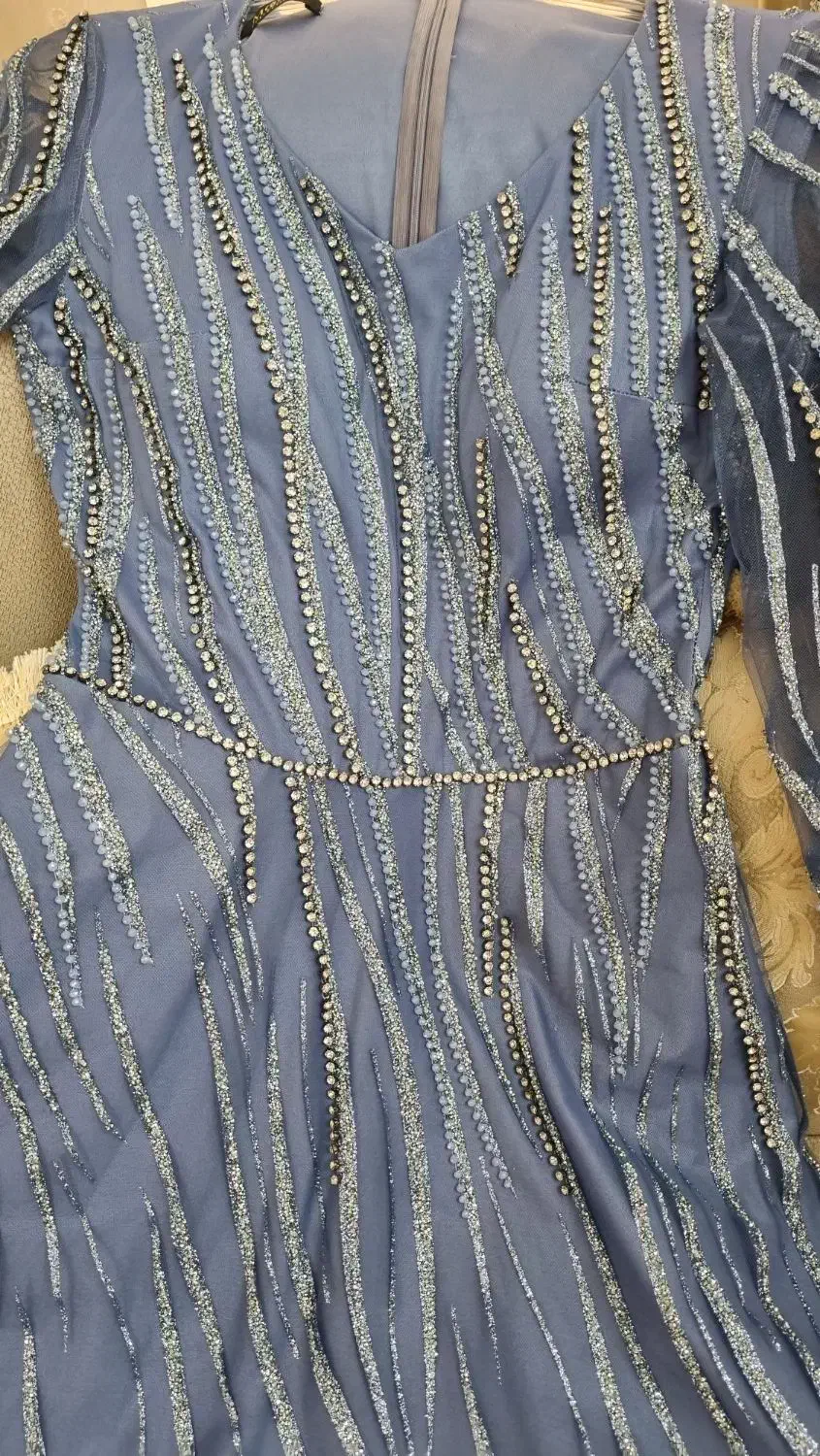 لباس مجلسی|لباس|سلماس, |دیوار