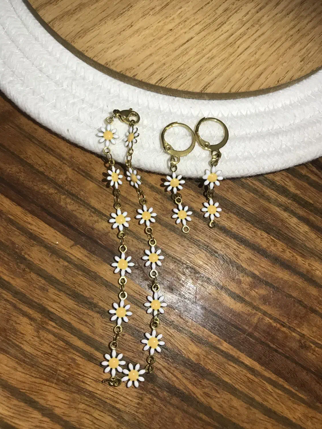 اکسسوری بدلیجات|بدلیجات|نیشابور, فرح بخش|دیوار