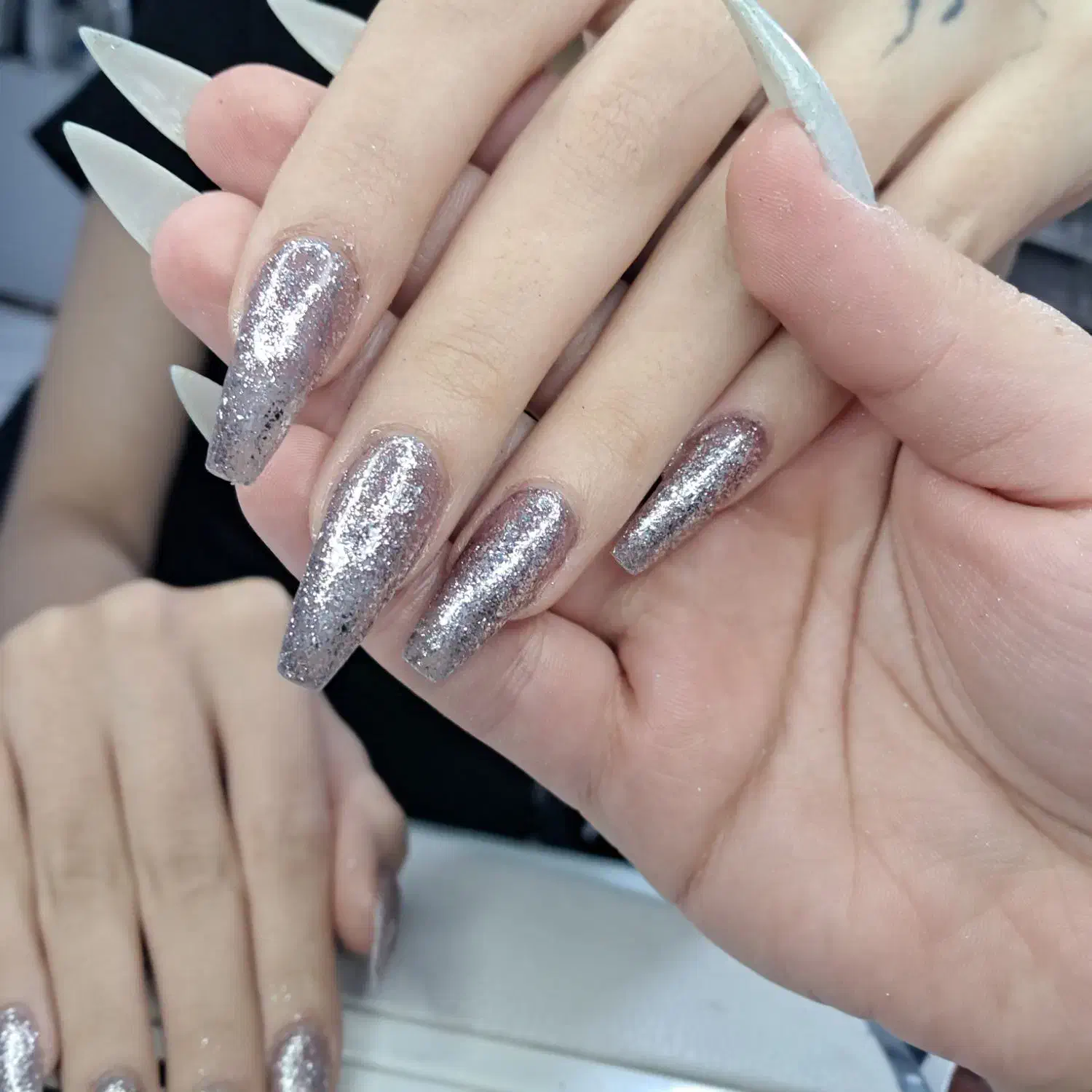 انواع خدمات زیبایی با کمترین قیمت و بهترین متریال|خدمات آرایشگری و زیبایی|اردبیل, |دیوار