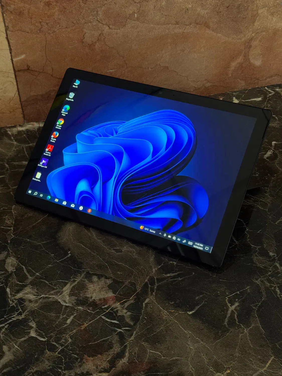 سرفیس پرو 6 مشکی کلا 7 بار شارژ شده Surface pro 6|رایانه همراه|کرمان, |دیوار