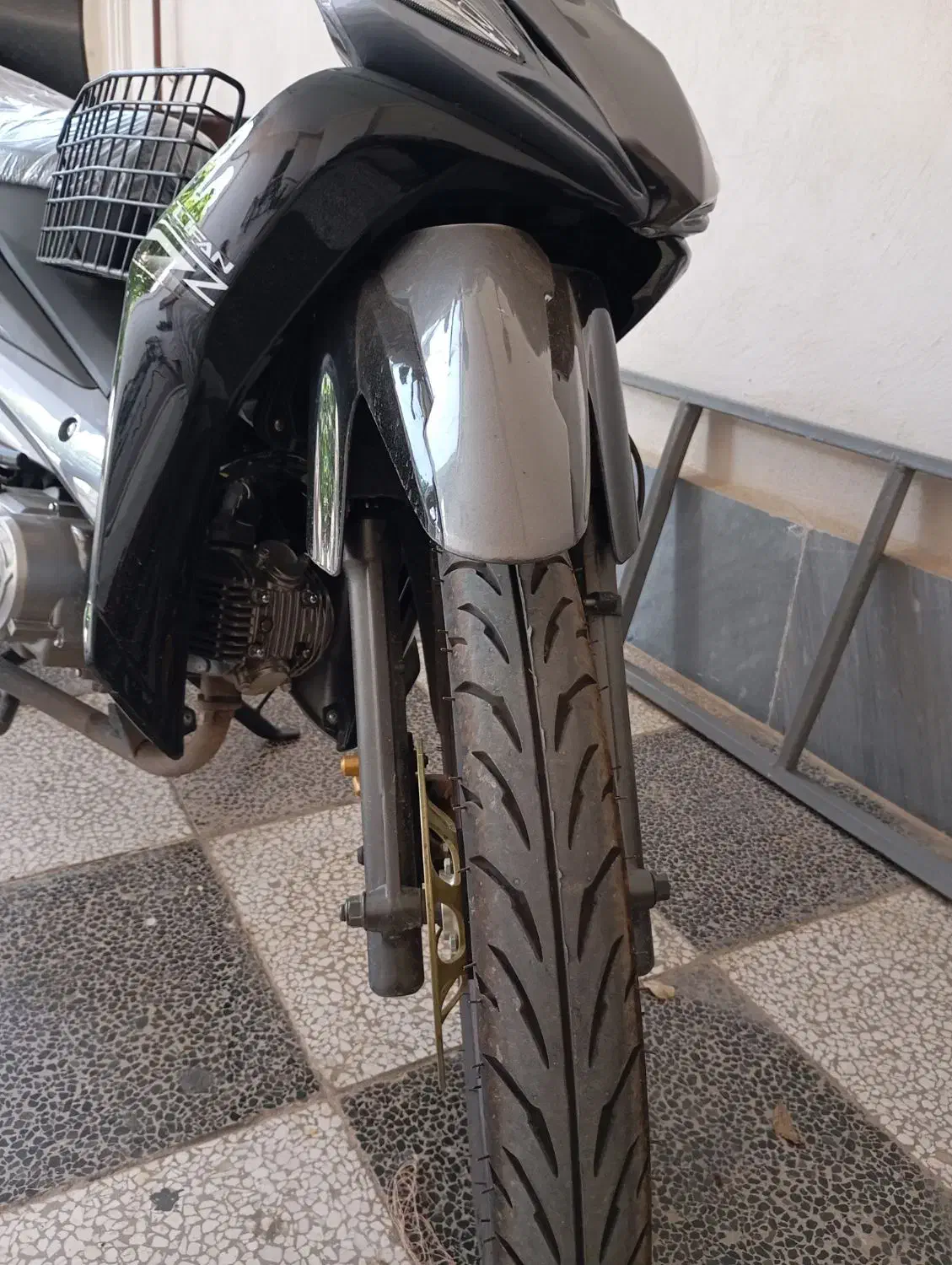 لیفان 135خشک تر تمیز|موتورسیکلت|مینودشت, |دیوار