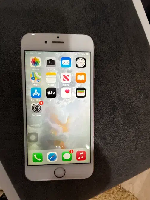 گوشی آیفن  siks 64|موبایل|تهران, حکیمیه|دیوار