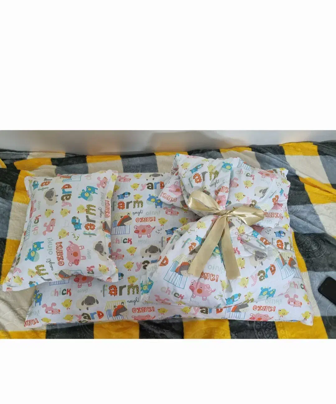 دو سری تشک و بالش بچه|رختخواب، بالش، پتو|تهران, دروازه شمیران|دیوار