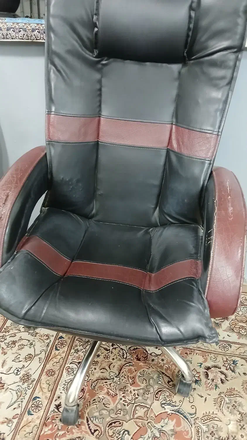 فروش صندلی اداری چرخ گردون بزرگ|مبلمان اداری|قوچان, |دیوار