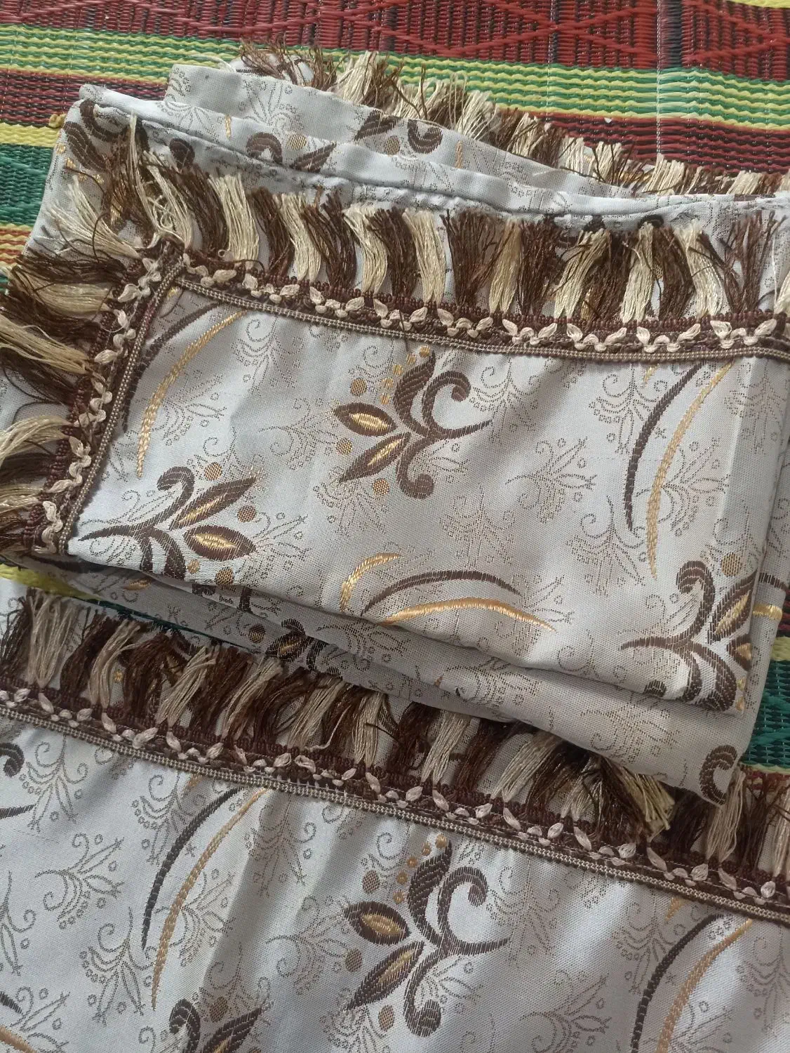 رومتکایی|رختخواب، بالش، پتو|کرمانشاه, |دیوار