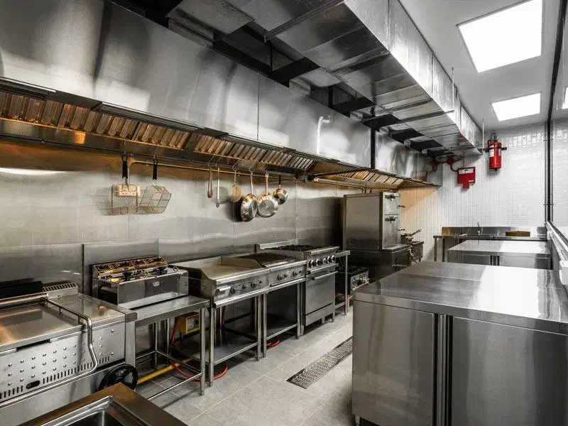 استخدام نیروی کارکرده آشپزخانه|استخدام خدمات فروشگاه و رستوران|تهران, اکباتان|دیوار