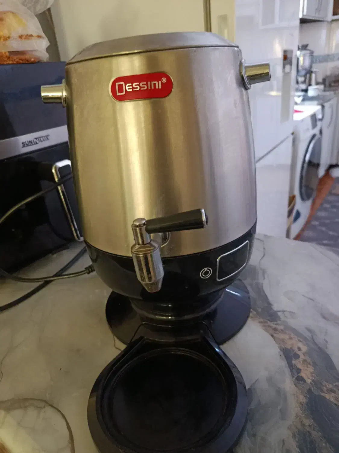 سماور برقی سه لیتری مارک دسینی|اجاق گاز و لوازم برقی پخت‌وپز|قائم‌شهر, |دیوار