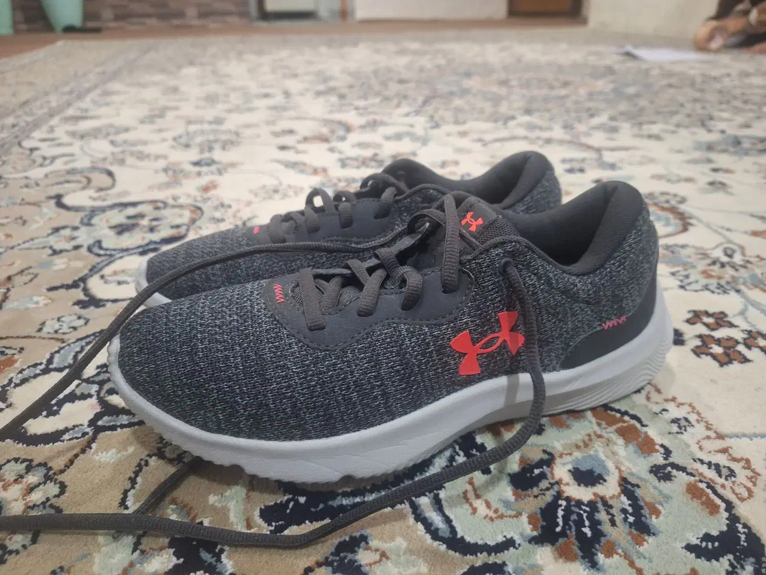 کتونی اندرامور امریکایی سایز ۳۹ ۲۵ سانت|کیف، کفش، کمربند|خلخال, |دیوار