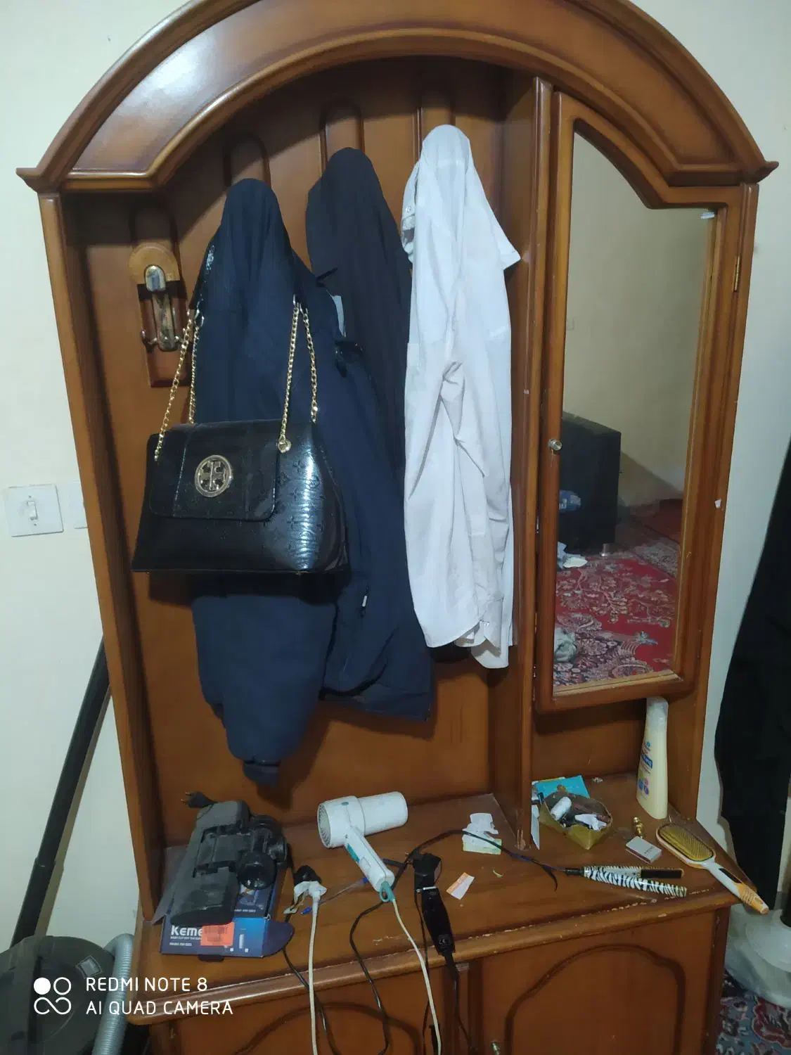 بوفه و مبل هفت نفره و کمد|مبلمان خانگی و میز عسلی|قزوین, |دیوار