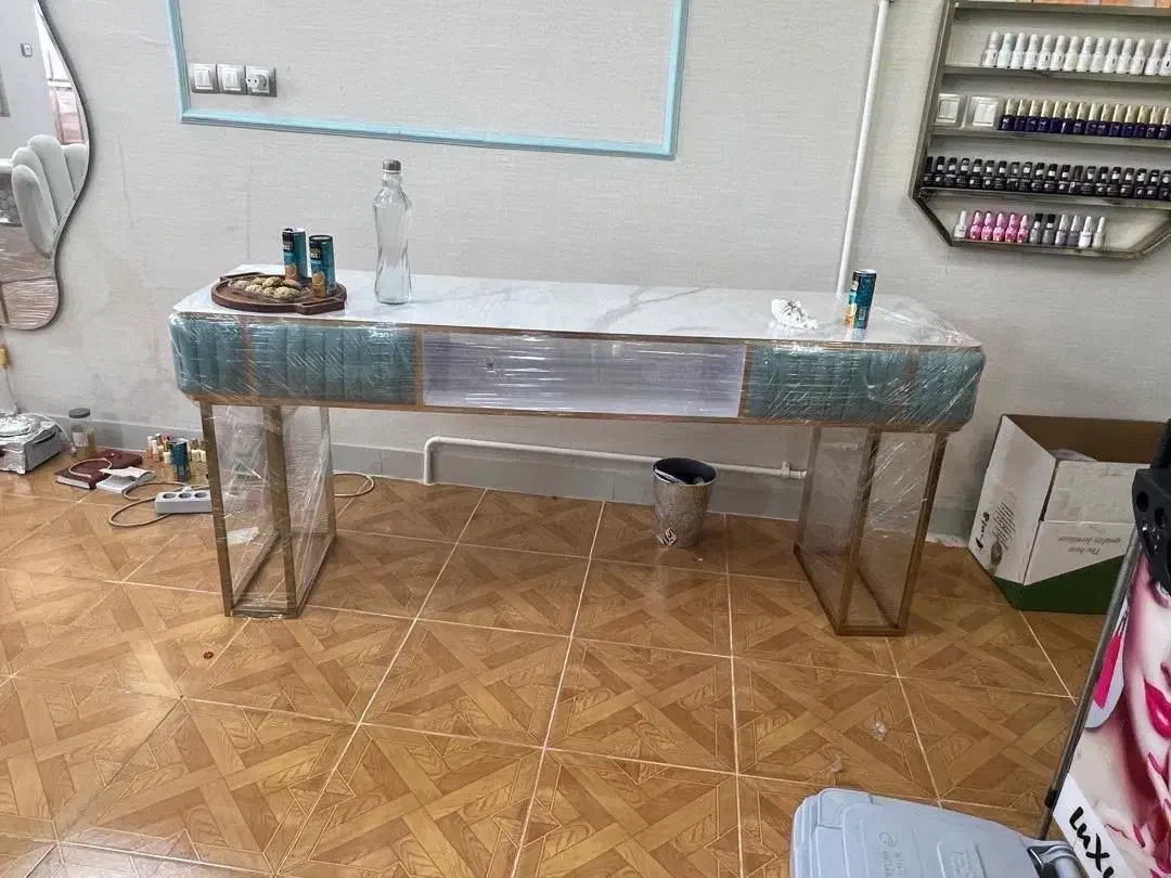 تجهیزات ارایشگاه در حد نو و تمیز|آرایشگاه و سالن‌های زیبایی|قم, دانش|دیوار