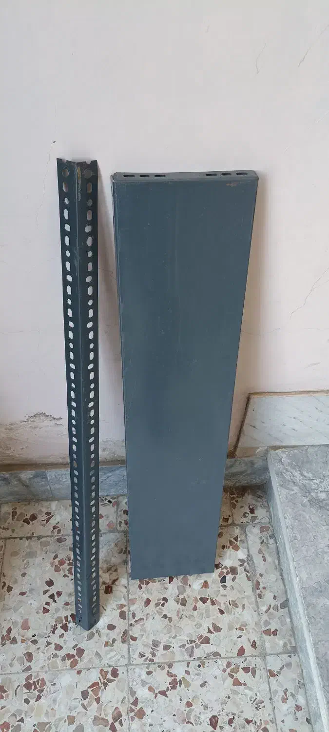 قفسه فلزی کتاب عطر فروشگاه|کتابخانه، شلف، قفسه‌های دیواری|بیرجند, |دیوار