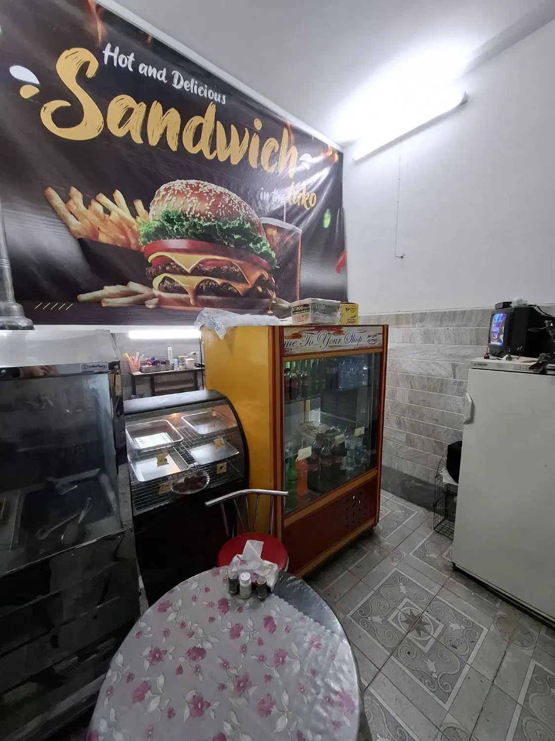 واگذاری ساندویچی فلافلی|فروش مغازه و غرفه|قم, انسجام|دیوار