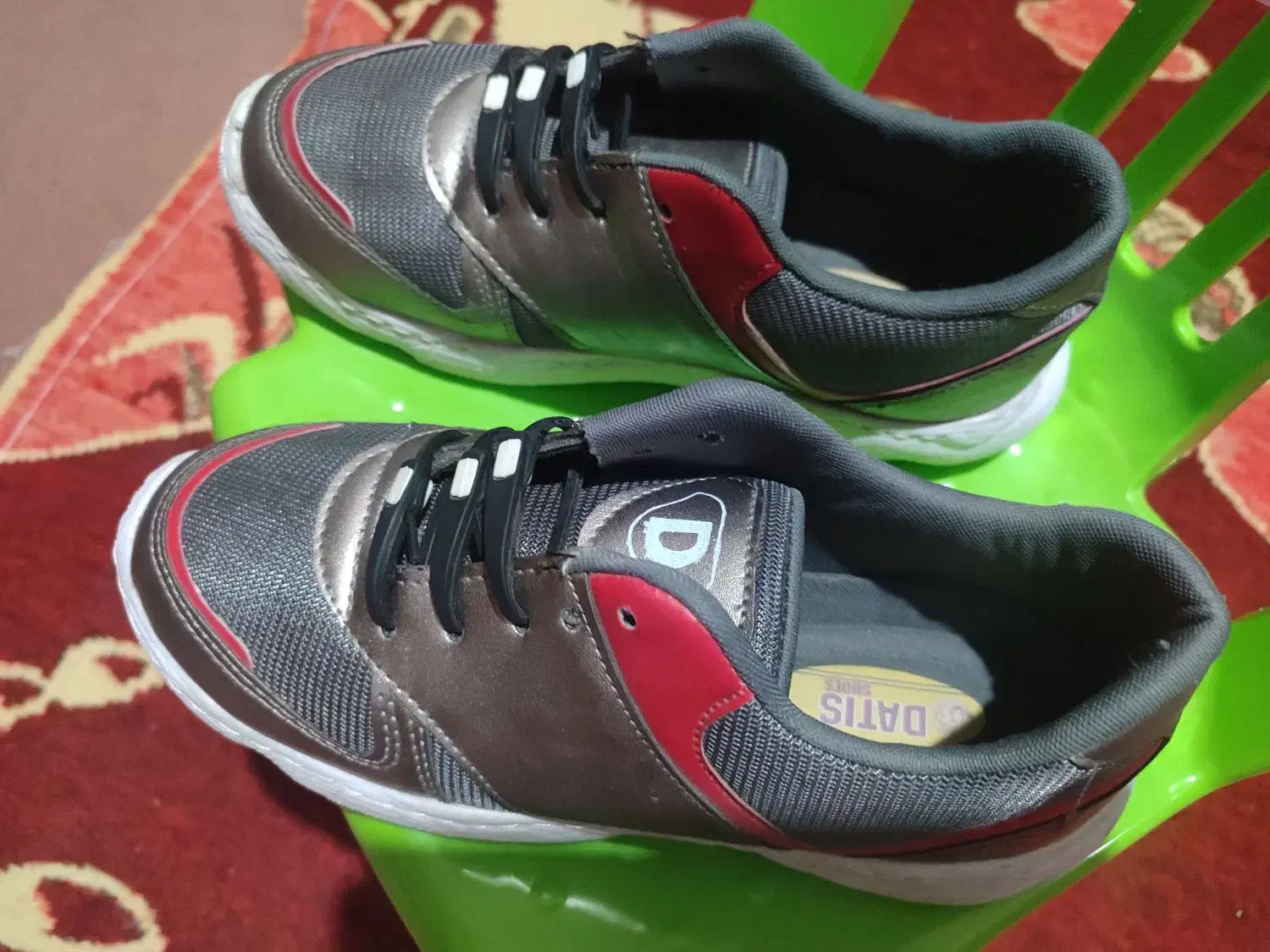 کفش|کیف، کفش، کمربند|بروجرد, |دیوار