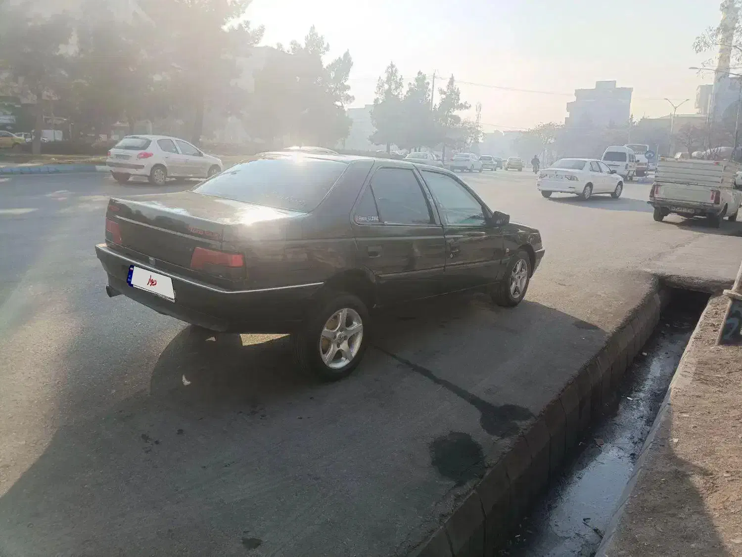 پژو مشکی|خودرو سواری و وانت|خواجه, |دیوار