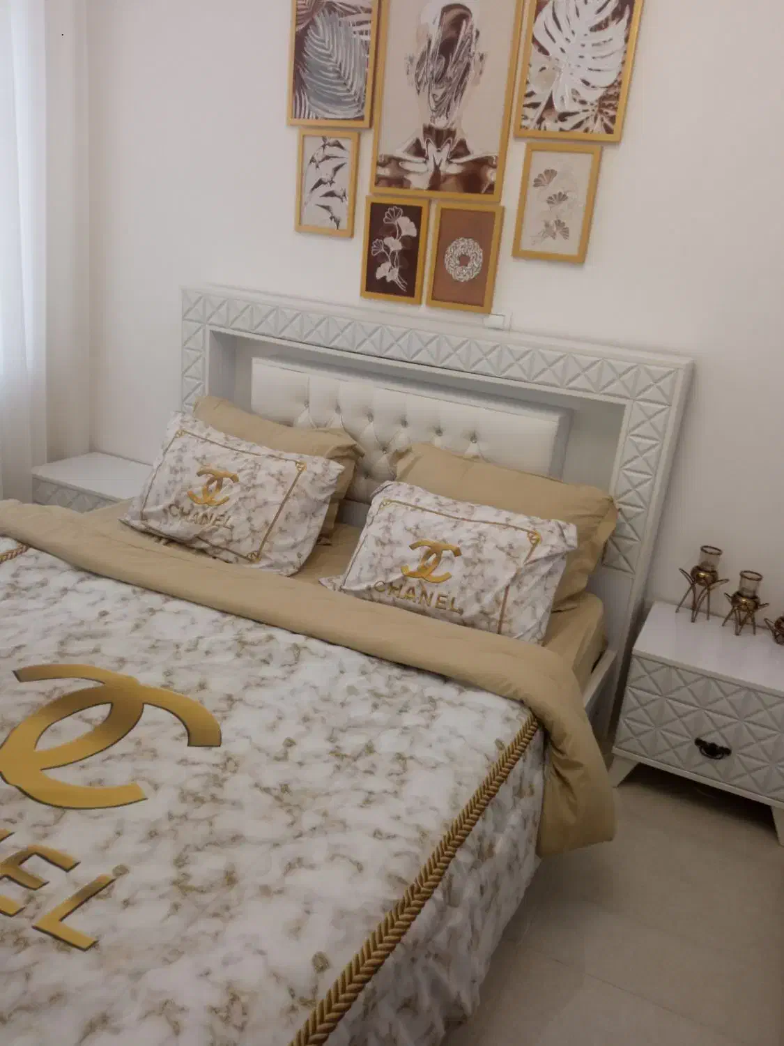 سرویس خواب شامل دو عددپاتختی دراور وکمد لباس|تخت و سرویس خواب|همدان, |دیوار