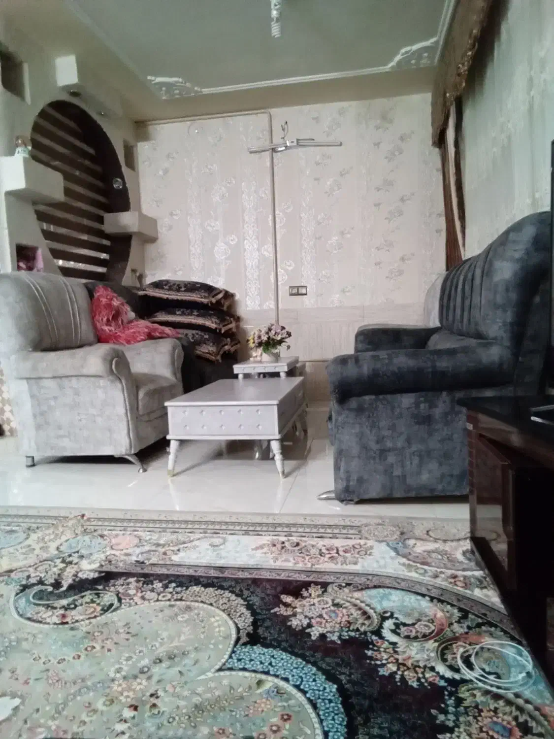 مبل تمام پارچه|مبلمان خانگی و میز عسلی|شهرضا, |دیوار