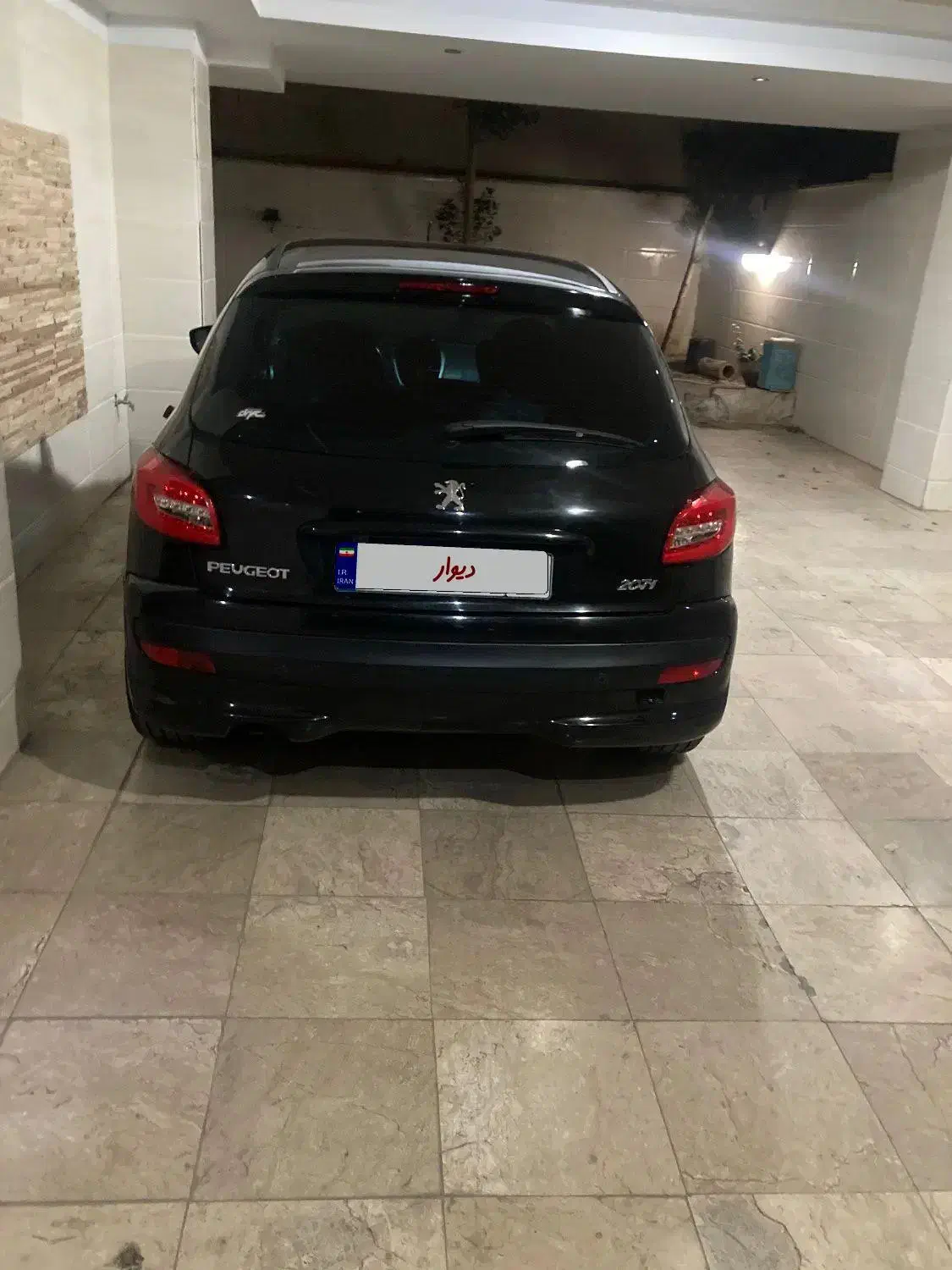پژو۲۰۷ مشکی|خودرو سواری و وانت|کرج, شهرک صدف|دیوار