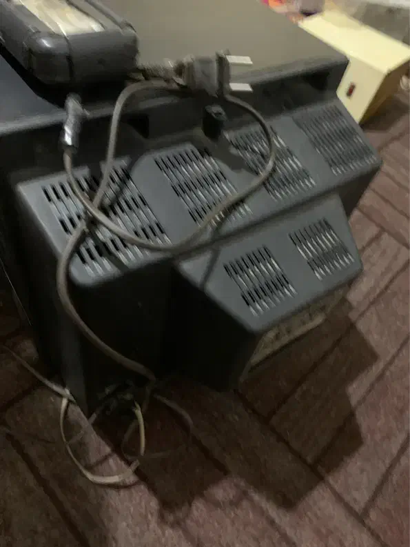 تلویزیون قدیمی|تلویزیون و پروژکتور|کرج, اخترآباد|دیوار