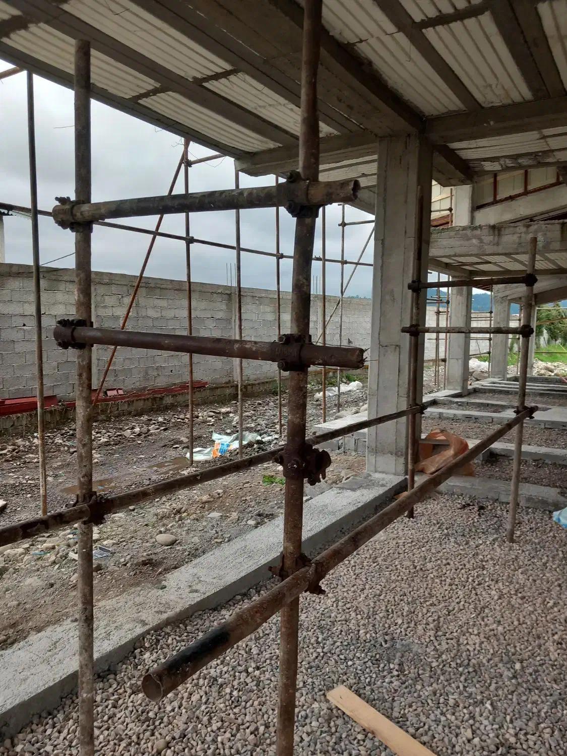 نصب فوری داربست فلزی|خدمات پیشه و مهارت|آستارا, |دیوار