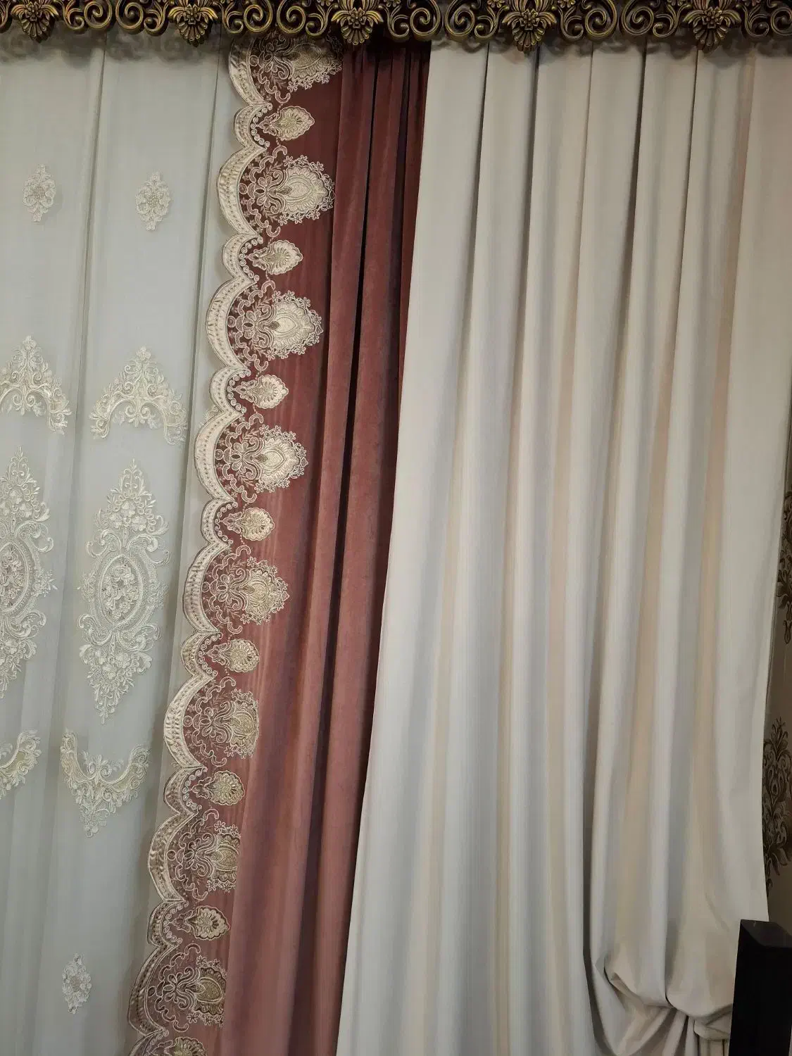 پرده پذیرایی  با والان و  تاج...پرده خالی 4500 ت|پرده، رانر، رومیزی|تهران, مشیریه|دیوار