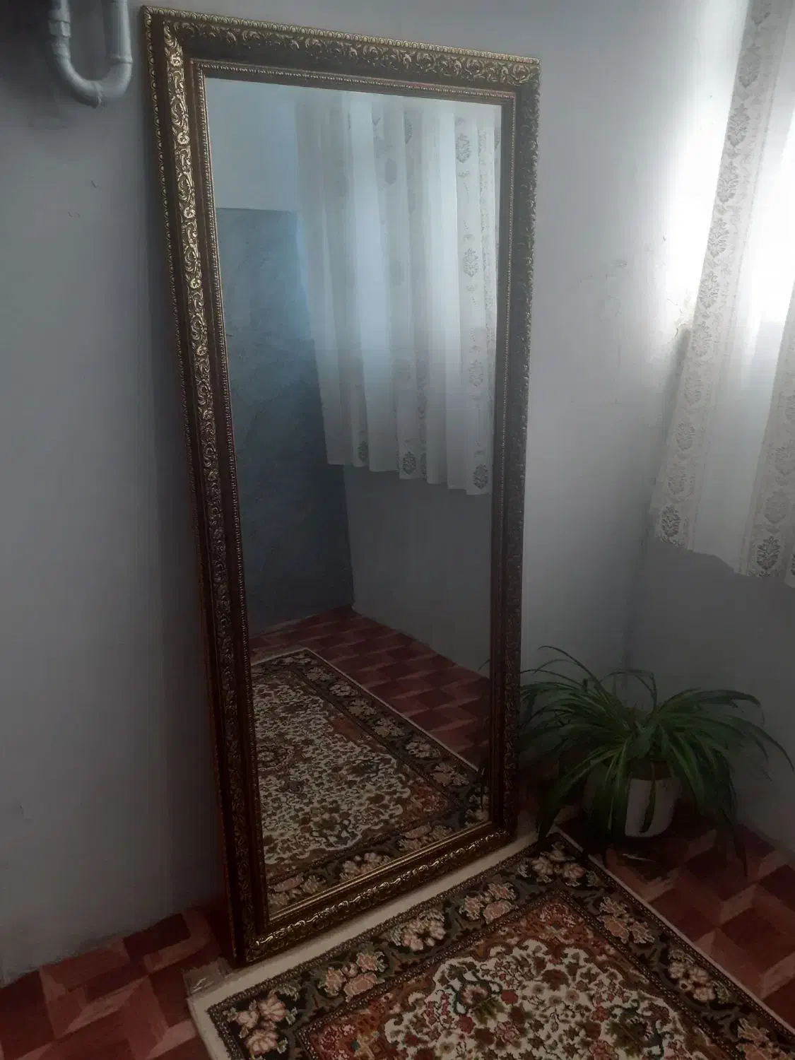 آئینه قدی|آینه|دورود, |دیوار