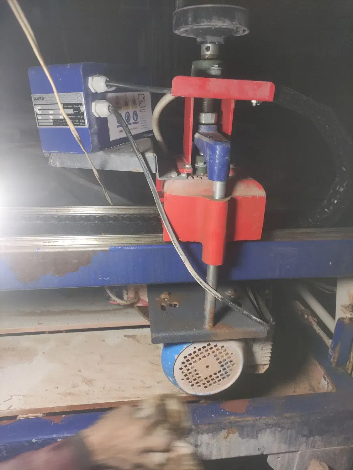 دستگاه سنگ بر صنعتی|ماشین‌آلات صنعتی|رشت, جهاد|دیوار