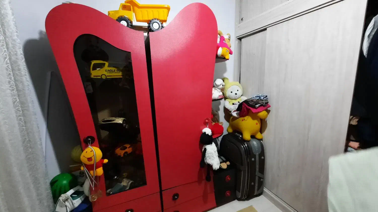 کمد لباس بچه|اسباب و اثاث بچه|مشهد, انقلاب|دیوار