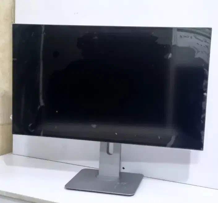مانیتور دل ۲۷ اینچ اولتراشارپ پایه آسانسوری۳۶۰درجه|قطعات و لوازم جانبی رایانه|کرج, اصفهانی‌ها|دیوار