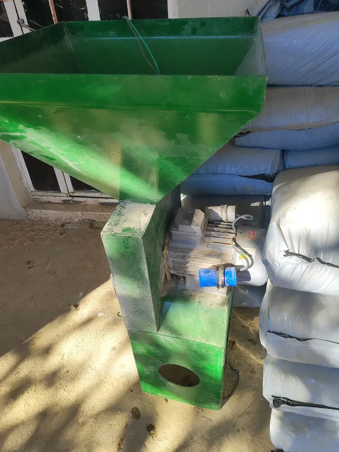 آسیاب در حد صفر سه اسب تکفاز|خردکن، آسیاب، غذاساز|سردرود, |دیوار