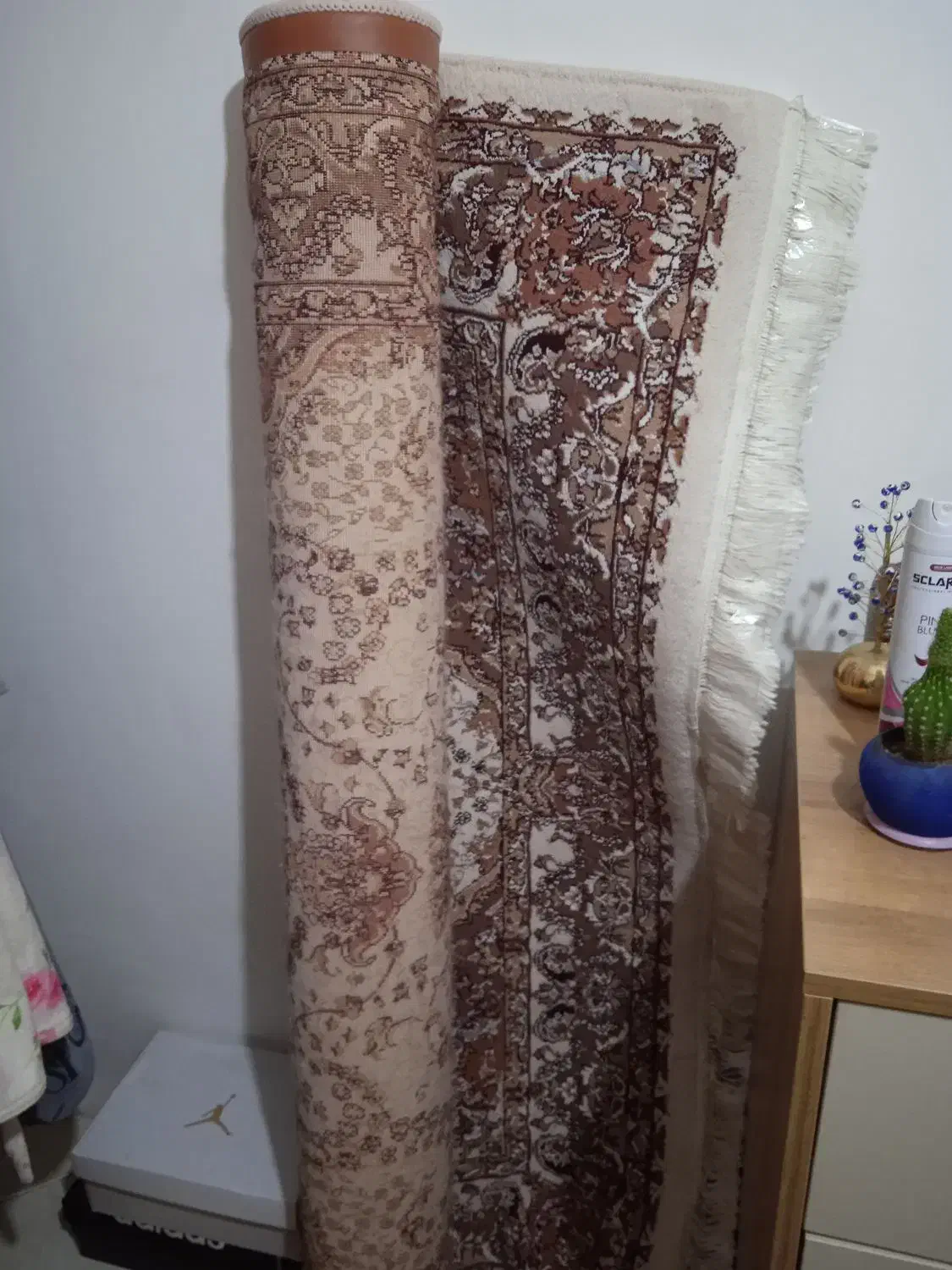 فرش مارال گل نقش کاشان|فرش|بندر انزلی, معلم|دیوار