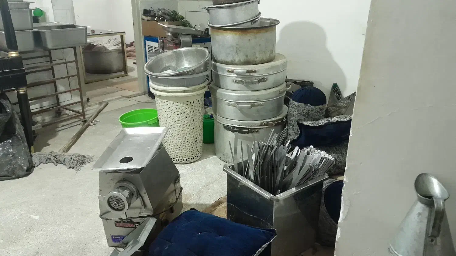 وسایل آشبر|ظروف پختوپز|داران, |دیوار