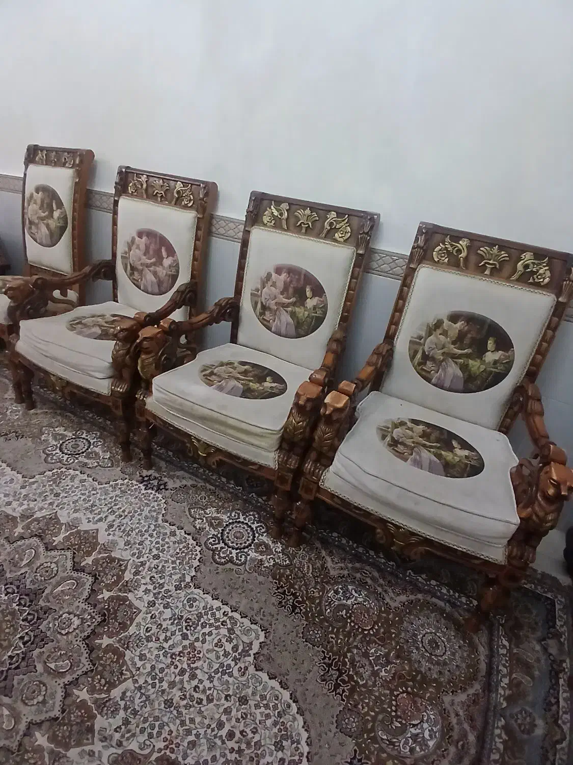 یه دست مبل ده نفر دوتا میز عسلی|مبلمان خانگی و میز عسلی|مشکین‌دشت, |دیوار